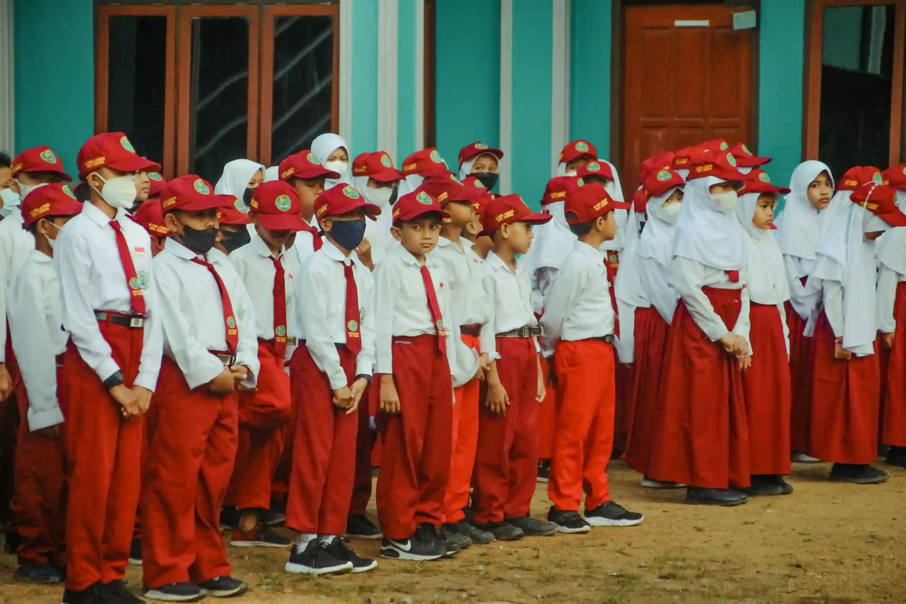 Strategi Pendidikan dalam Penerapan Prosedur K3 di Sekolah untuk Generasi Masa Depan